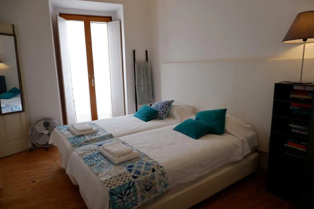 Old School Guest House Lagos Bed & Breakfast