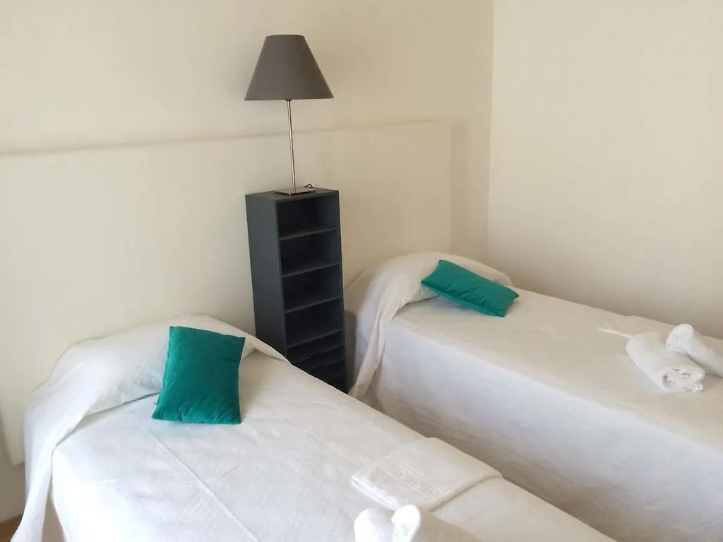 Bed & Breakfast Old School Guest House Lagos