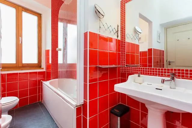 Bed & Breakfast Old School Guest House Lagos Portugal